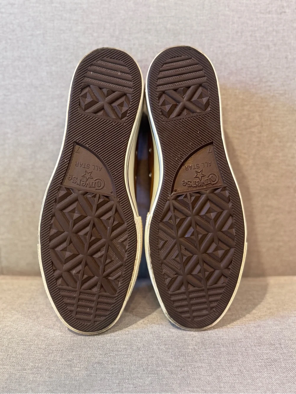 Converse Low Top Vegan Leather Platform Sneaker, Women's 8.5 - Picture 6 of 6